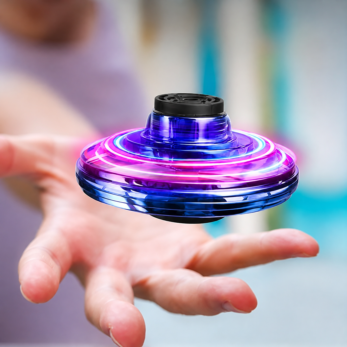 Flying Gyro Spinner Ball