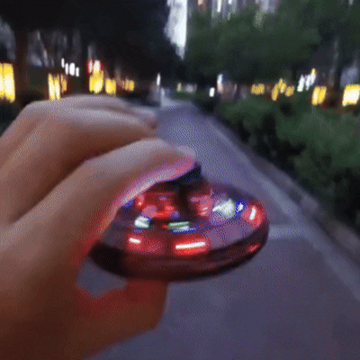 Flying Gyro Spinner Ball